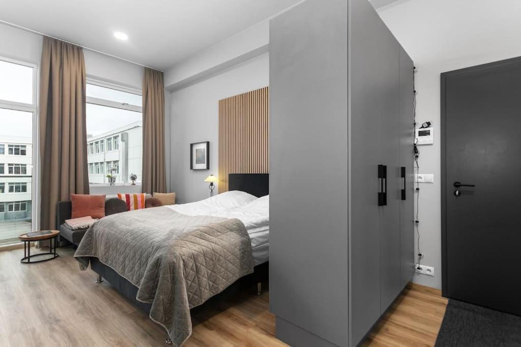 Charming Studio Apartment เรคยาวิก ภายนอก รูปภาพ