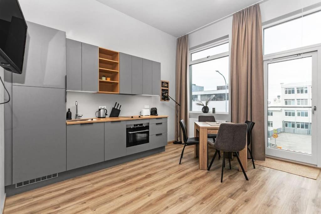 Charming Studio Apartment เรคยาวิก ภายนอก รูปภาพ