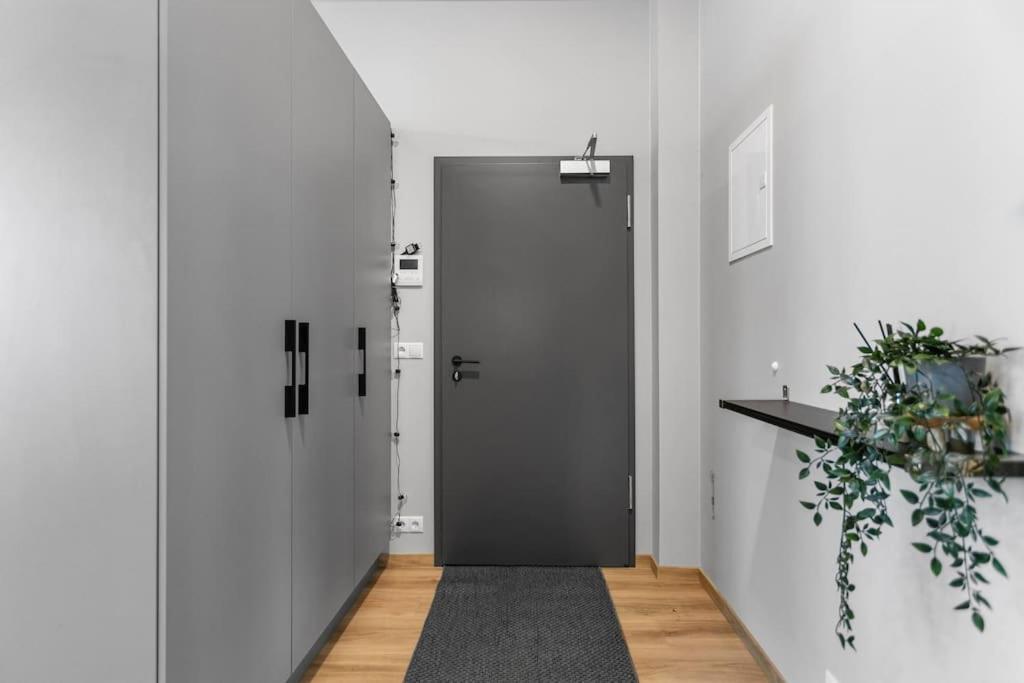 Charming Studio Apartment เรคยาวิก ภายนอก รูปภาพ